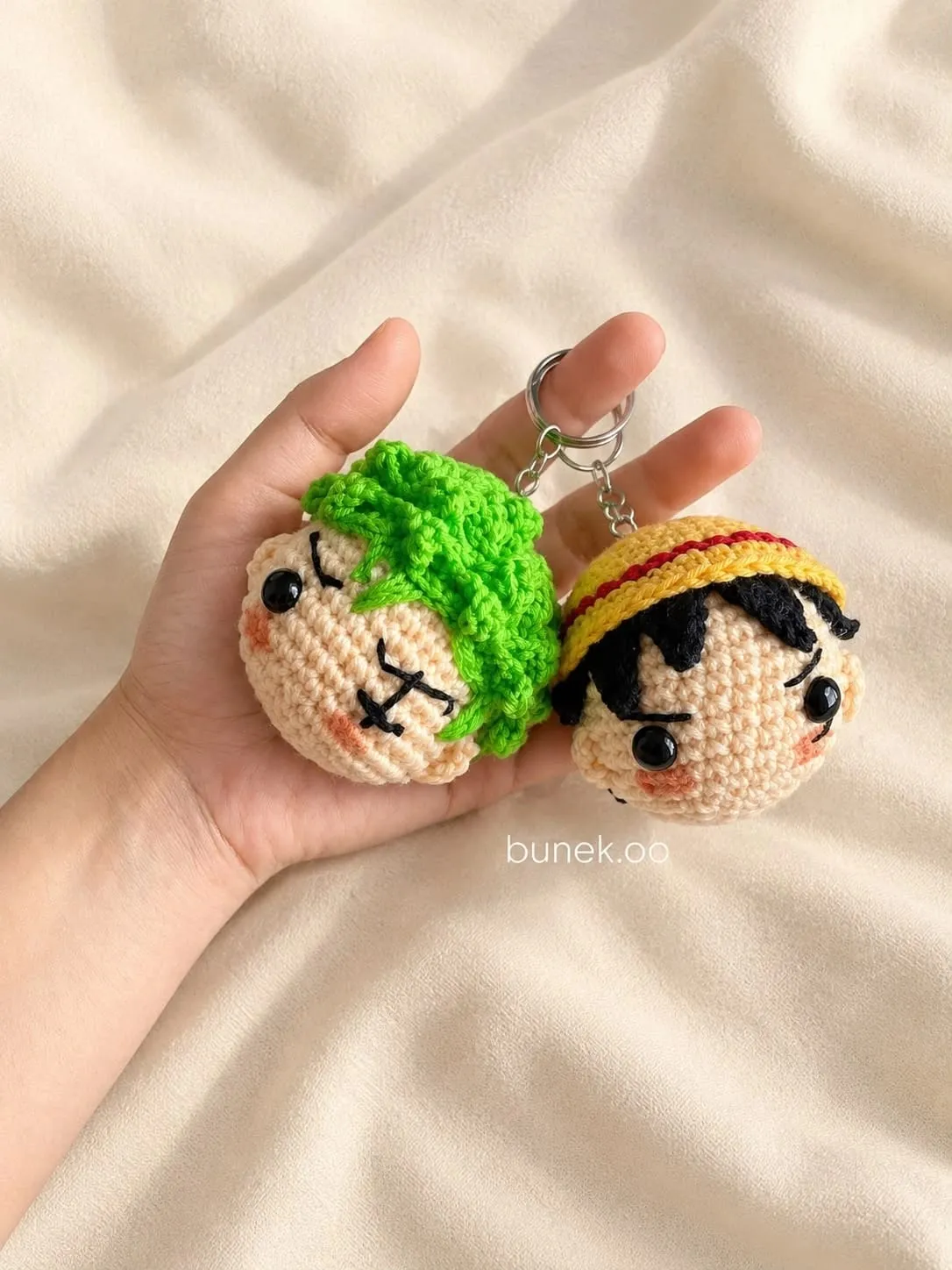 Luffy and zoro crochet head keychain